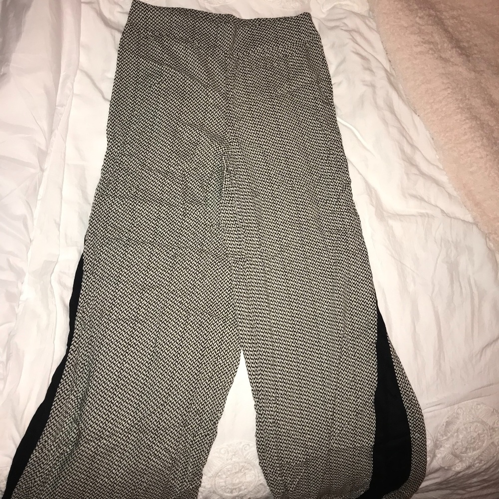 Flexible Professional Pant with Black Slit